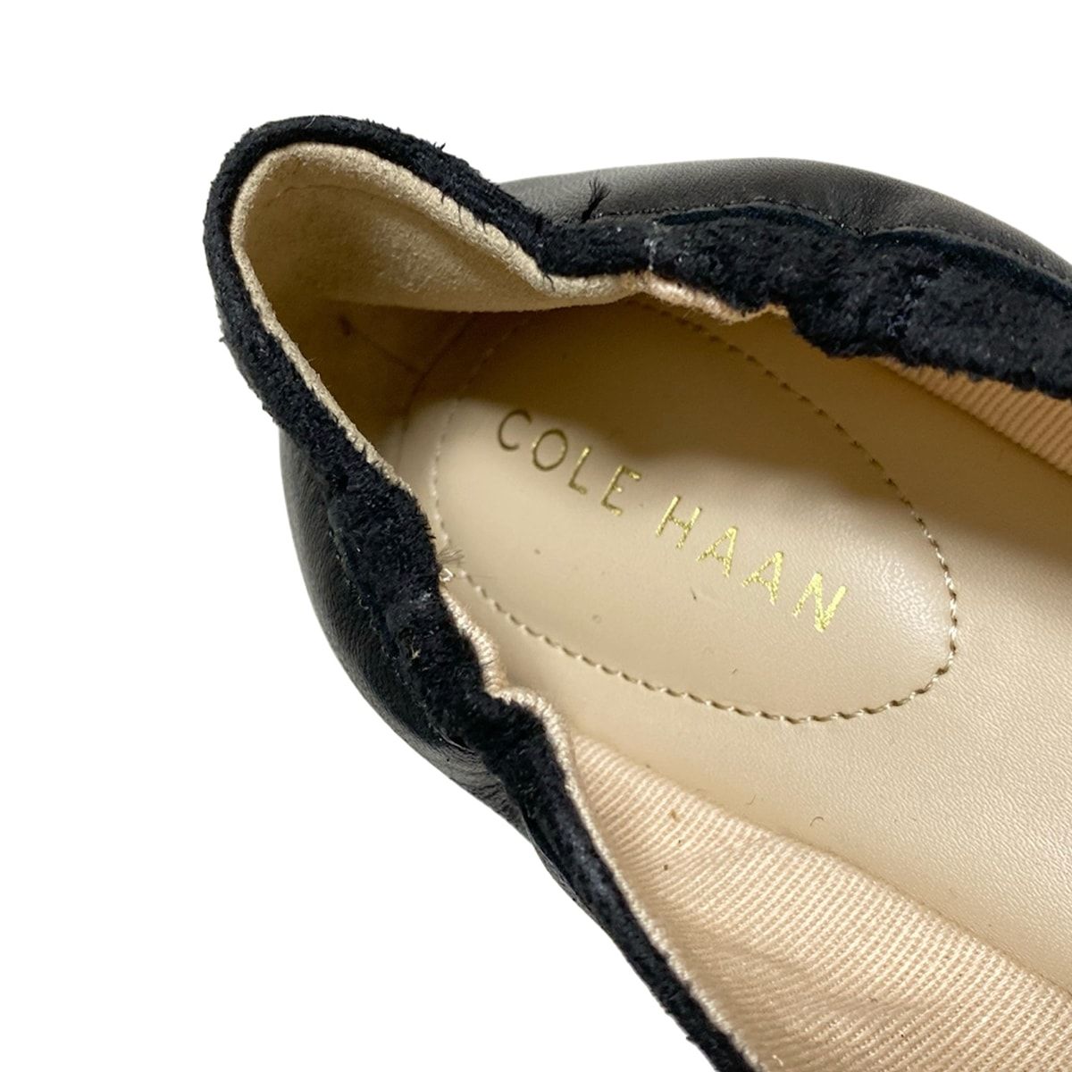 【Cole Haan】黒 リボン付き フラットシューズ COLE HAAN(コールハーン) フラットシューズ 5B レディース美品