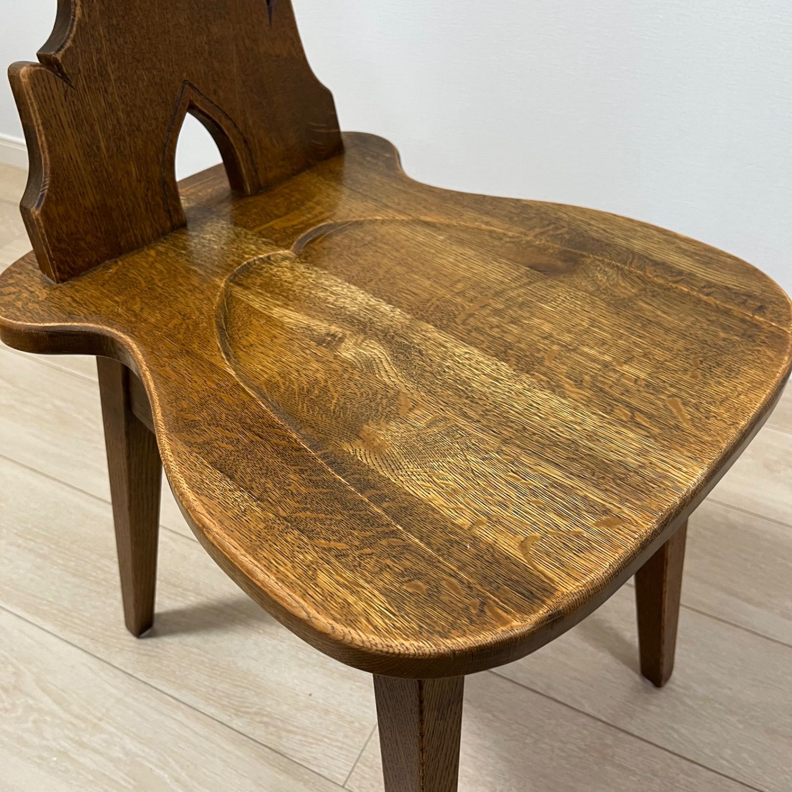 ハート背もたれサイドチェア