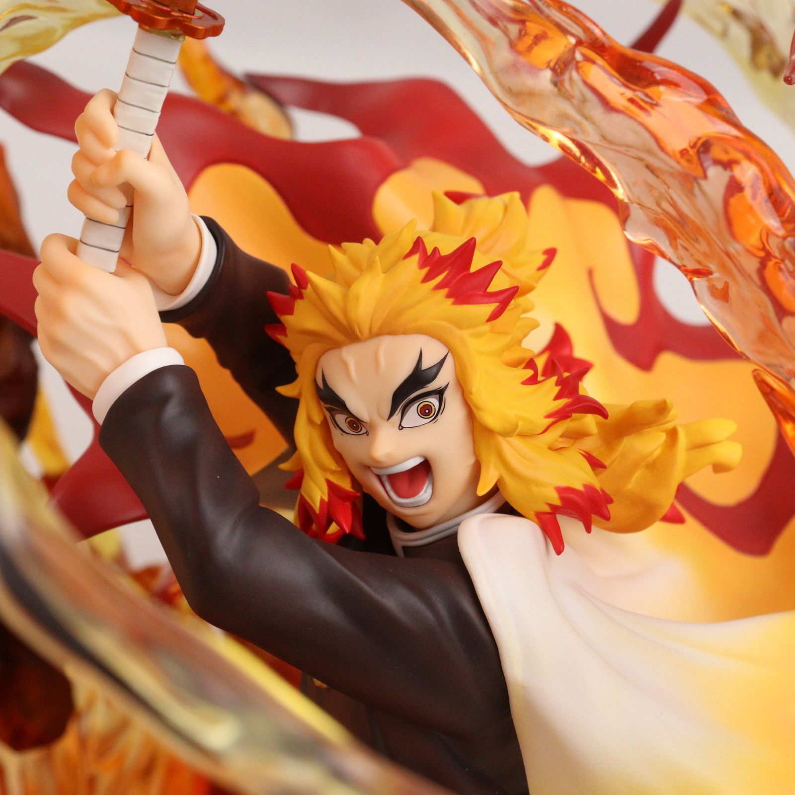 煉獄杏寿郎(れんごくきょうじゅろう) DX Ver. 鬼滅の刃 1/8 完成