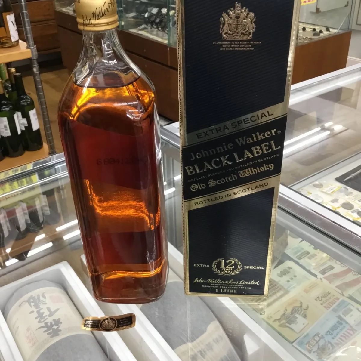 古酒 ウイスキー ジョニーウォーカー 12年 BLACK LABEL エキスパート藤沢辻堂店 - メルカリ