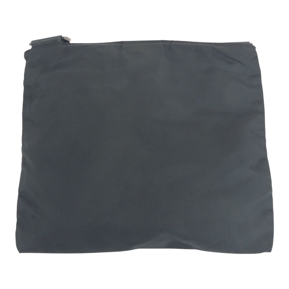 PRADA プラダ テスート 三角ロゴプレート ブラック 黒 シルバー金具  