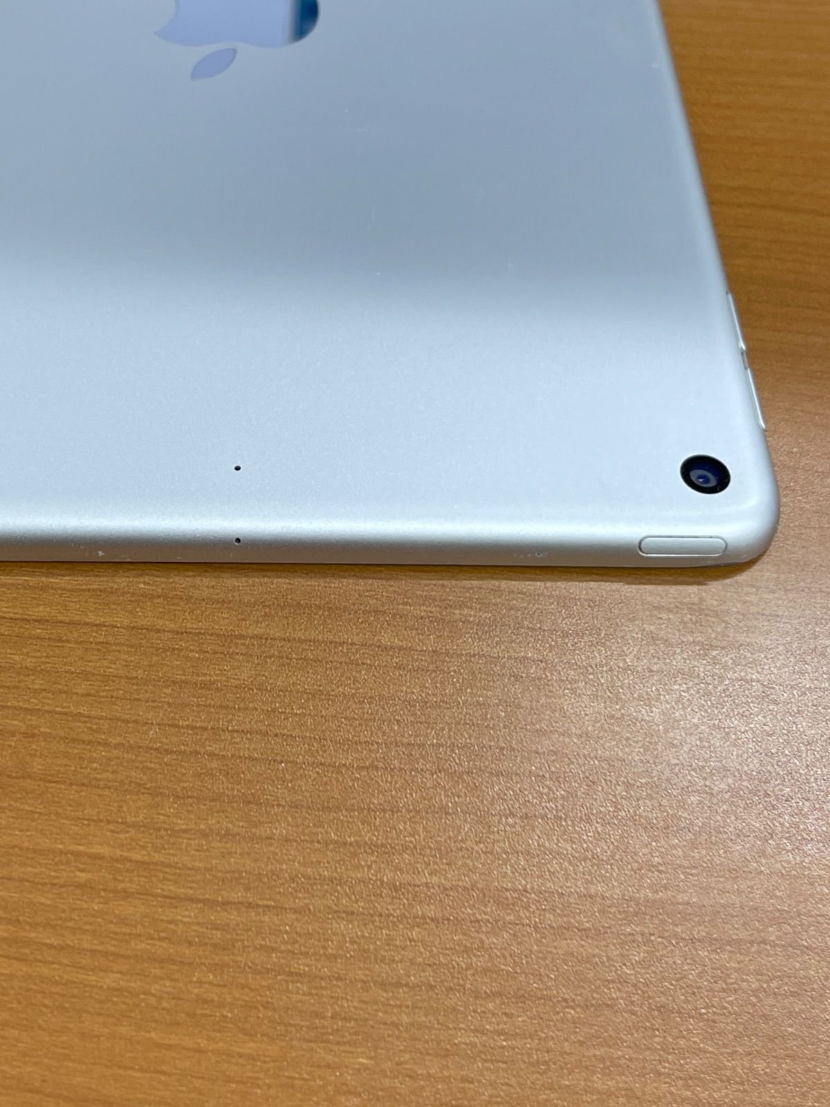 【動作確認・初期化済】Apple iPad mini 第5世代 シルバー本体のみ Amazon.co.jp: 【整備済み品】 Apple iPad mini (第5世代) Wi
