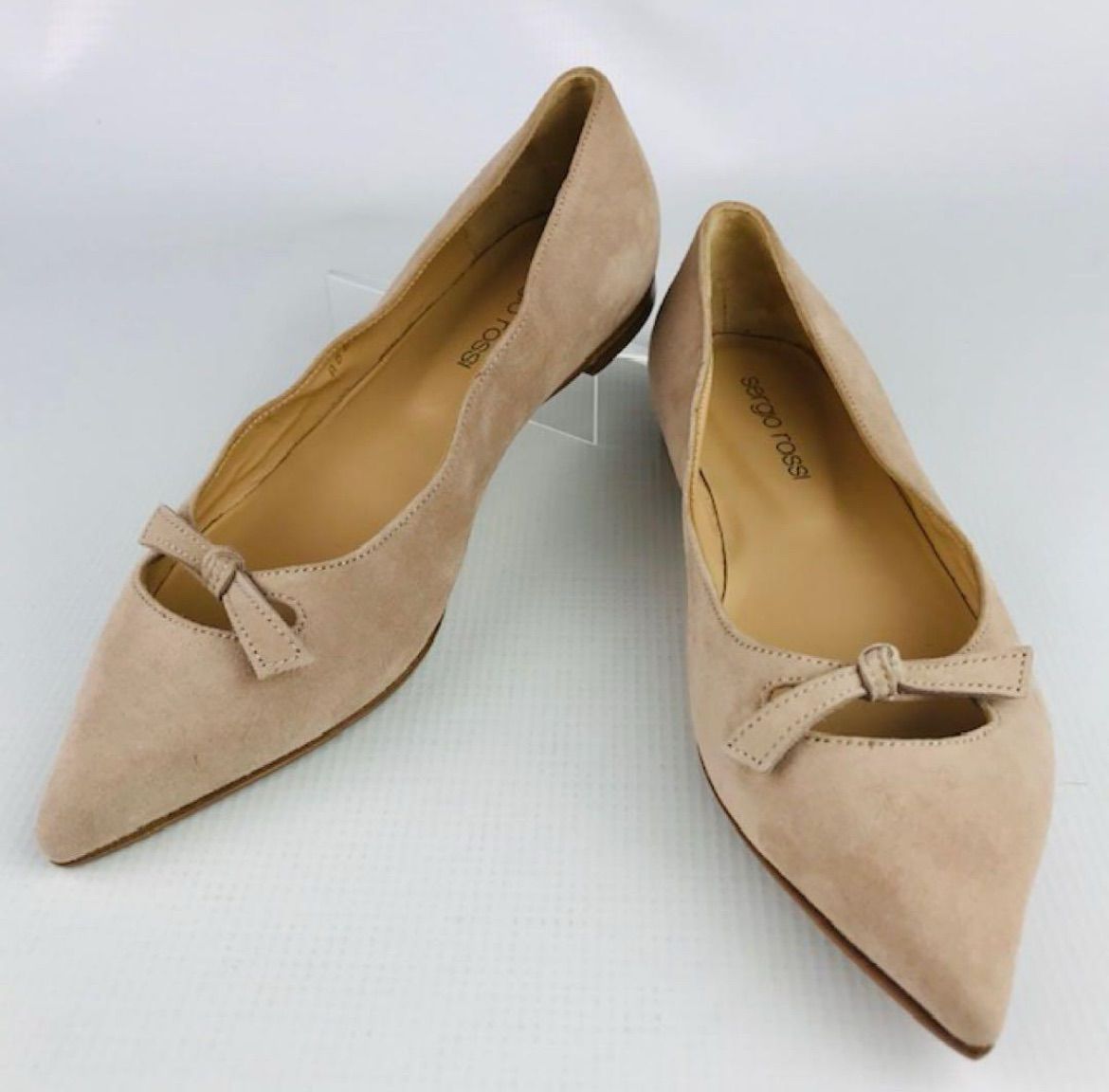 フラットシューズ