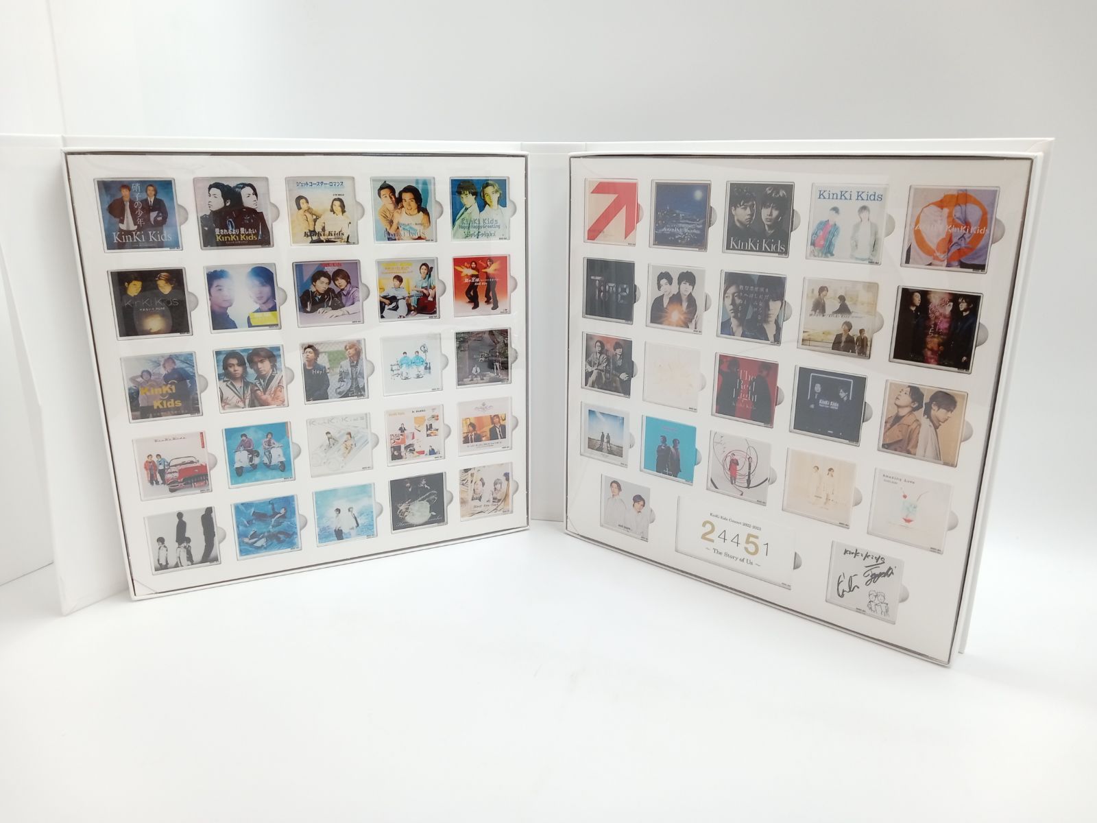 24451　 ジャケ写アクスタコレクションBOX　KinKi Kids KinKi Kids 24451 ～The Story of Us～ ジャケ写アクスタ