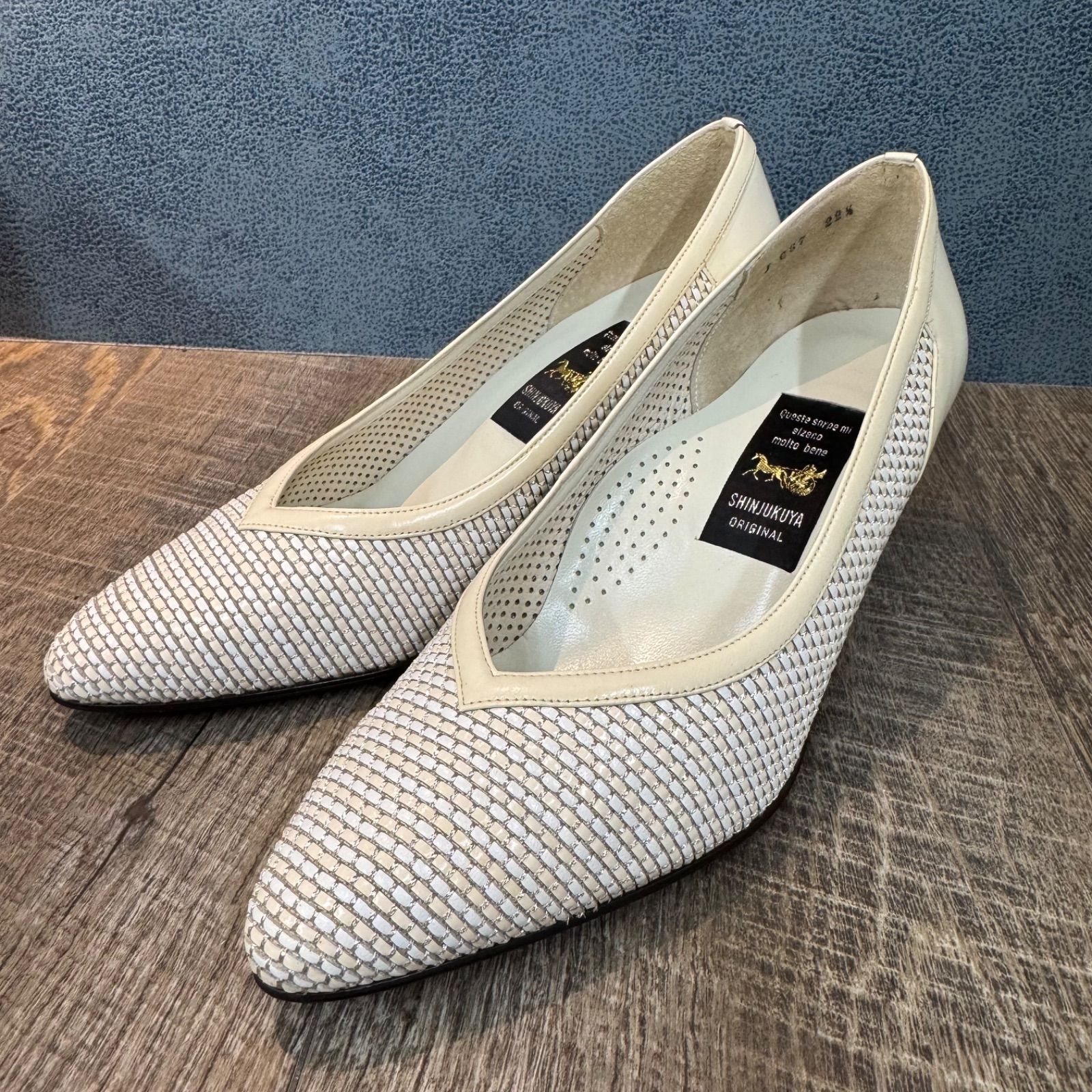 新宿屋オリジナルパンプス 