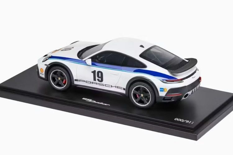 1/18 ポルシェ 911 (992) ターボ S ホワイト PMA 楽天市場】ミニチャンプス 1/18 ポルシェ 911 992 ターボ S