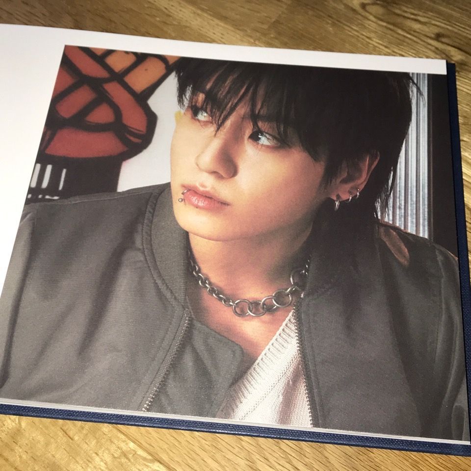 ジョングク(BTS) 直筆サイン「SEVEN」スチール写真の通販 by て