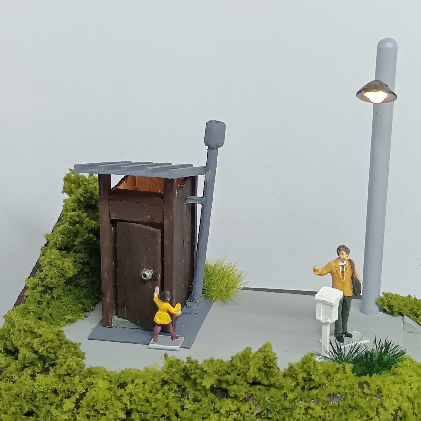 車両展示台 無人駅2