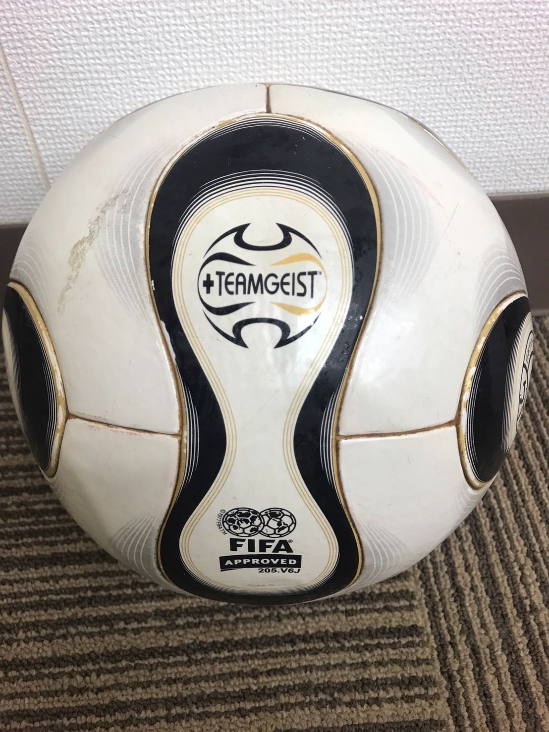 K【中古】 サッカーボール adidas +TEAMGEIST ワールドカップ W杯