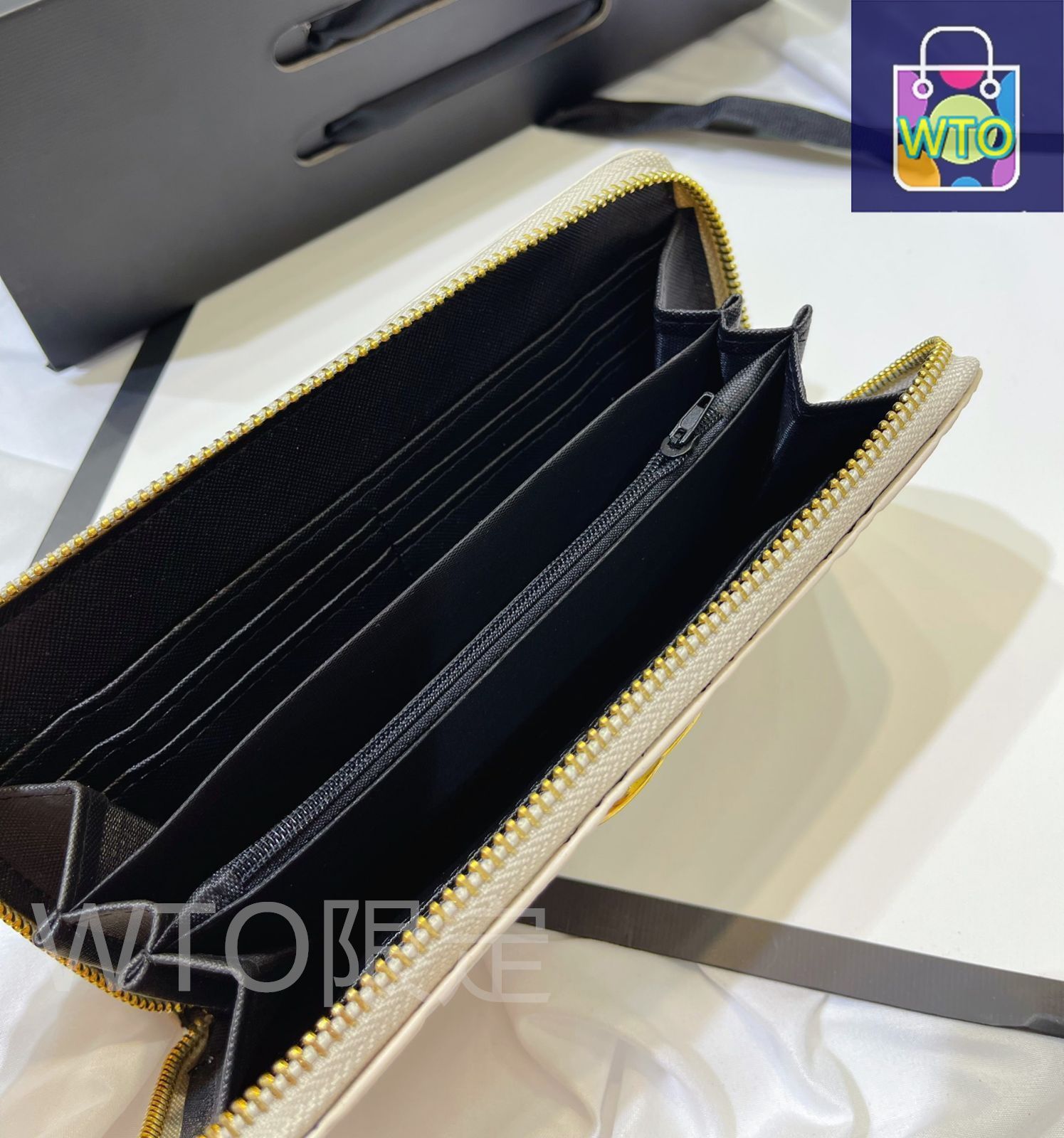 未使用品♡フルフルドシュクル　恐竜モチーフ財布 チェーンクラッチバッグ 楽天市場】☆GRACE CONTINENTAL グレースコンチネンタル B.C.
