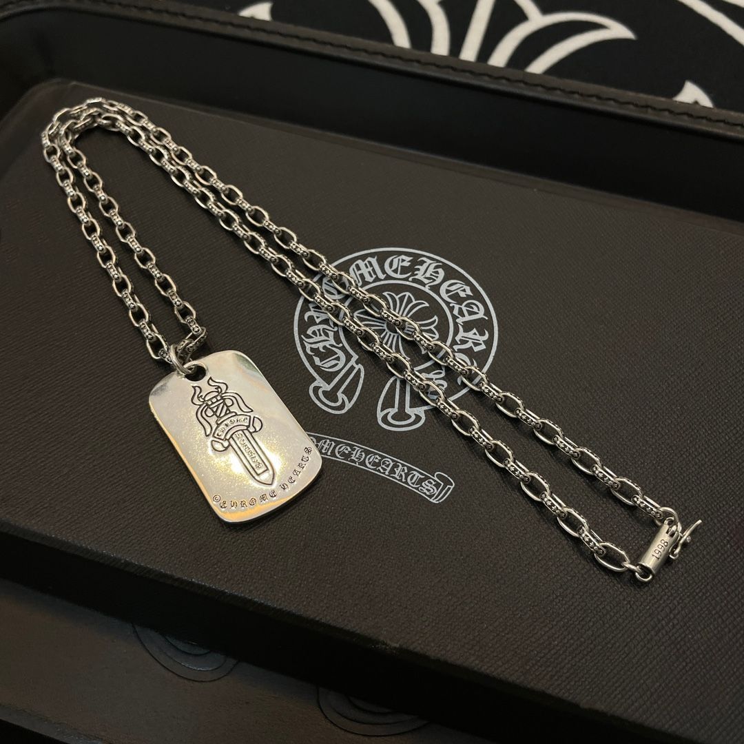 【新品未使用】クロムハーツ（Chrome Hearts）ドッグタグ ペンダント ネックレス シルバー