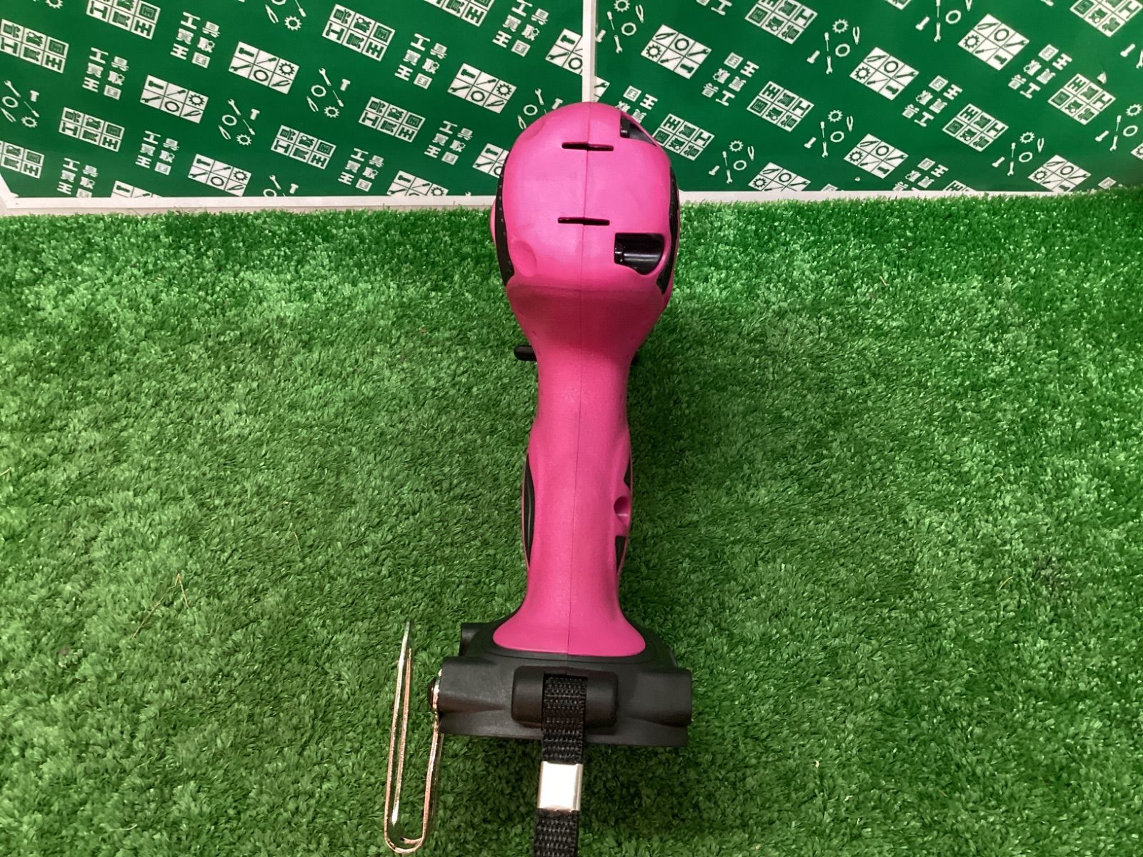 18vコードレスインパクトレンチ パワフルレッド