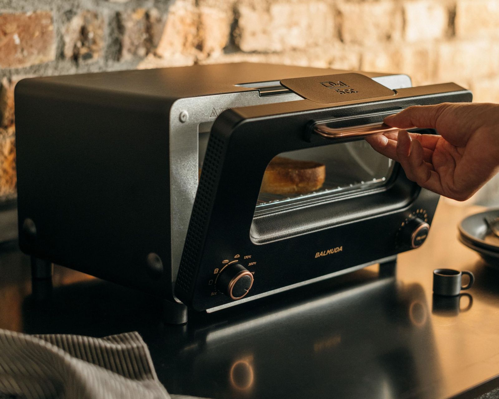 バルミューダ ザ トースター BK 最 安 価格