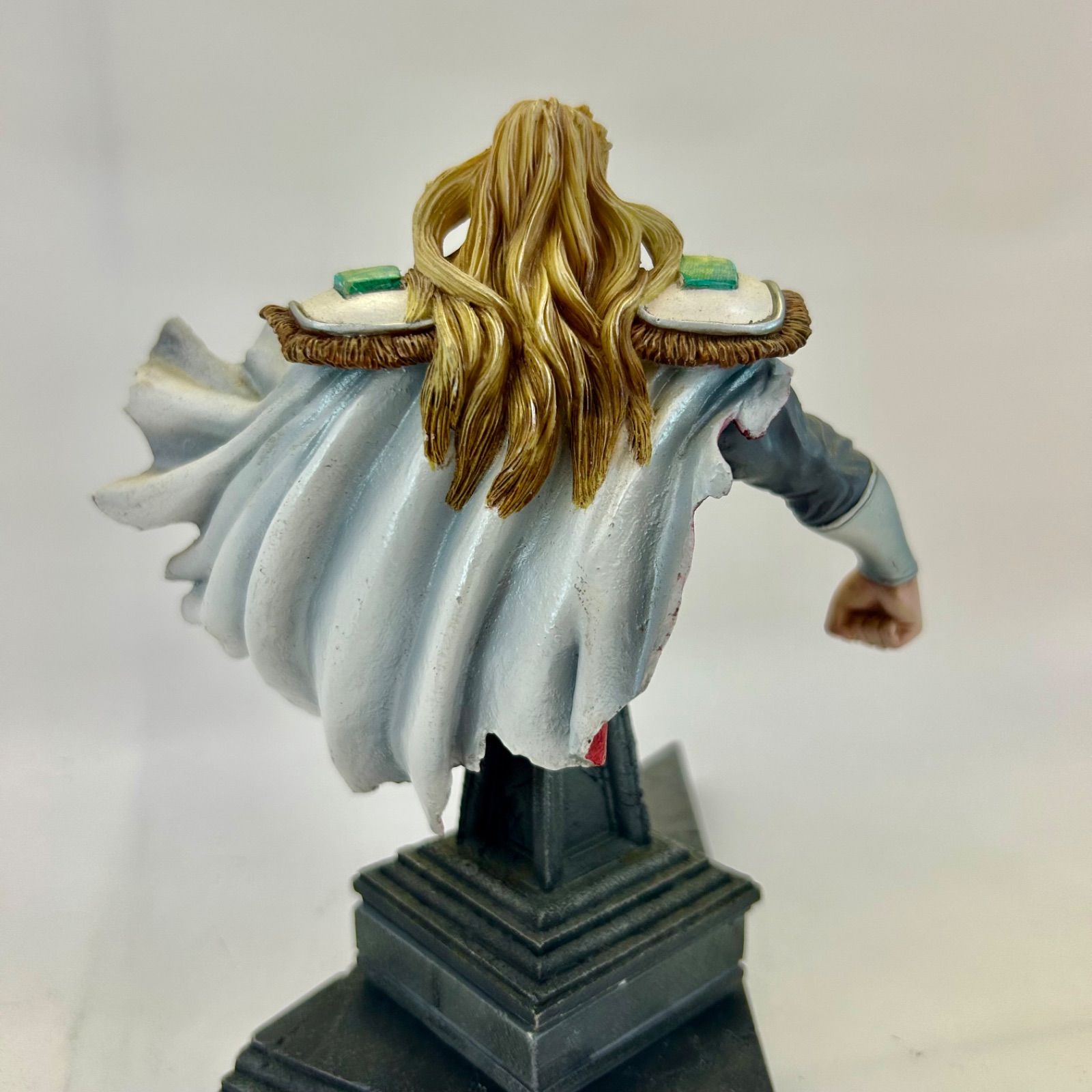 新品！北斗の拳（南斗六聖拳）胸像：半身像 フィギュア ユリア・ユダ ポリストーン 新品！北斗の拳（南斗六聖拳）胸像：半身像 フィギュア ユリア