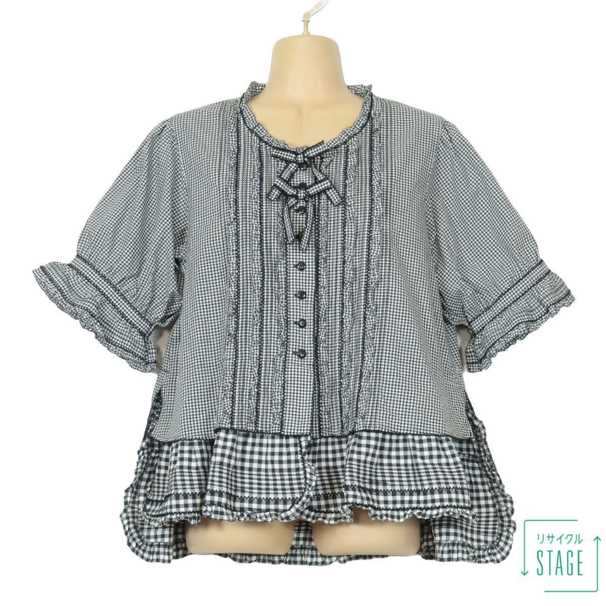 【極美品！定価37,400円】ピンクハウス★2024春カタログ掲載♪ギンガムチェック&かぶせ段フリルのブラウス♪リボン付き♪黒×白系 z8733 極美品！定価37,400円】ピンクハウス☆2024春カタログ掲載