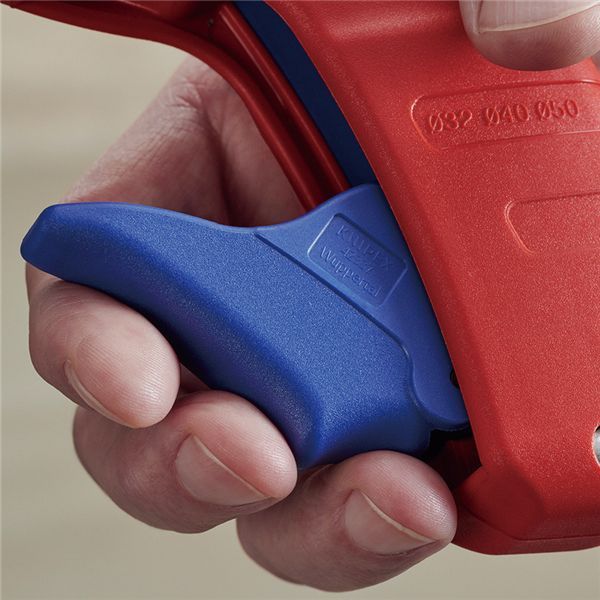 サイズ40×19×165mm パック入