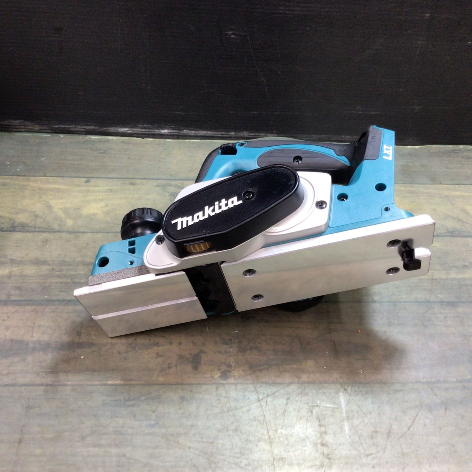 makita 14.4Vコードレスカンナ