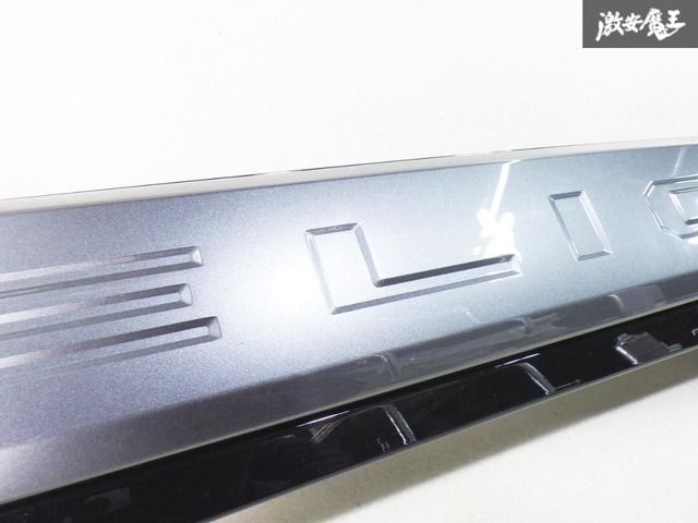 新車外し!! 三菱 純正 B35A デリカ ミニ バックドアフィン 新車外し!! 三菱 純正 B35A デリカ ミニ バックドアフィン