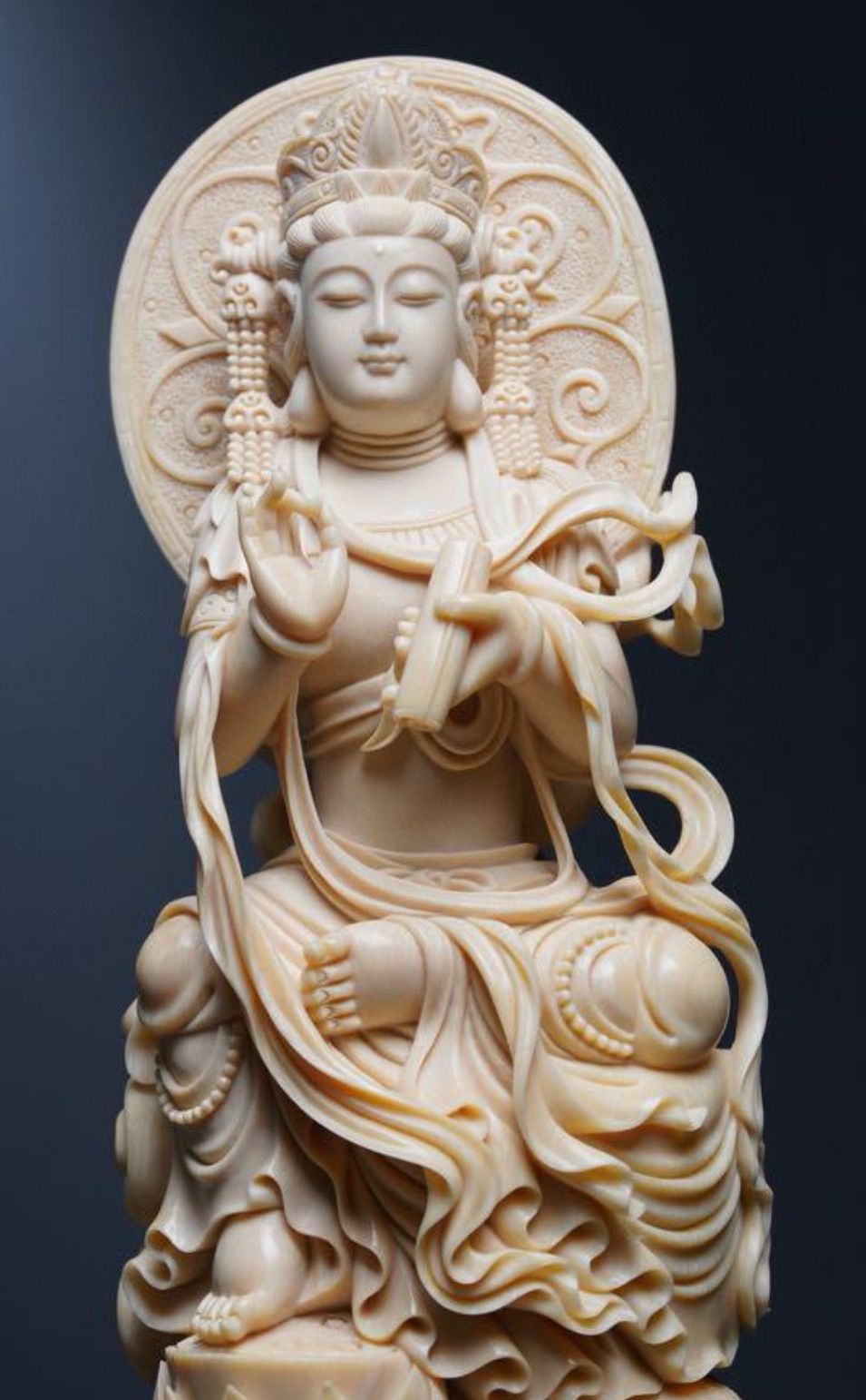 天然マンモス牙美しい手作り彫刻普賢菩薩 置物 天然マンモス牙美しい手作り彫刻普賢菩薩 置物