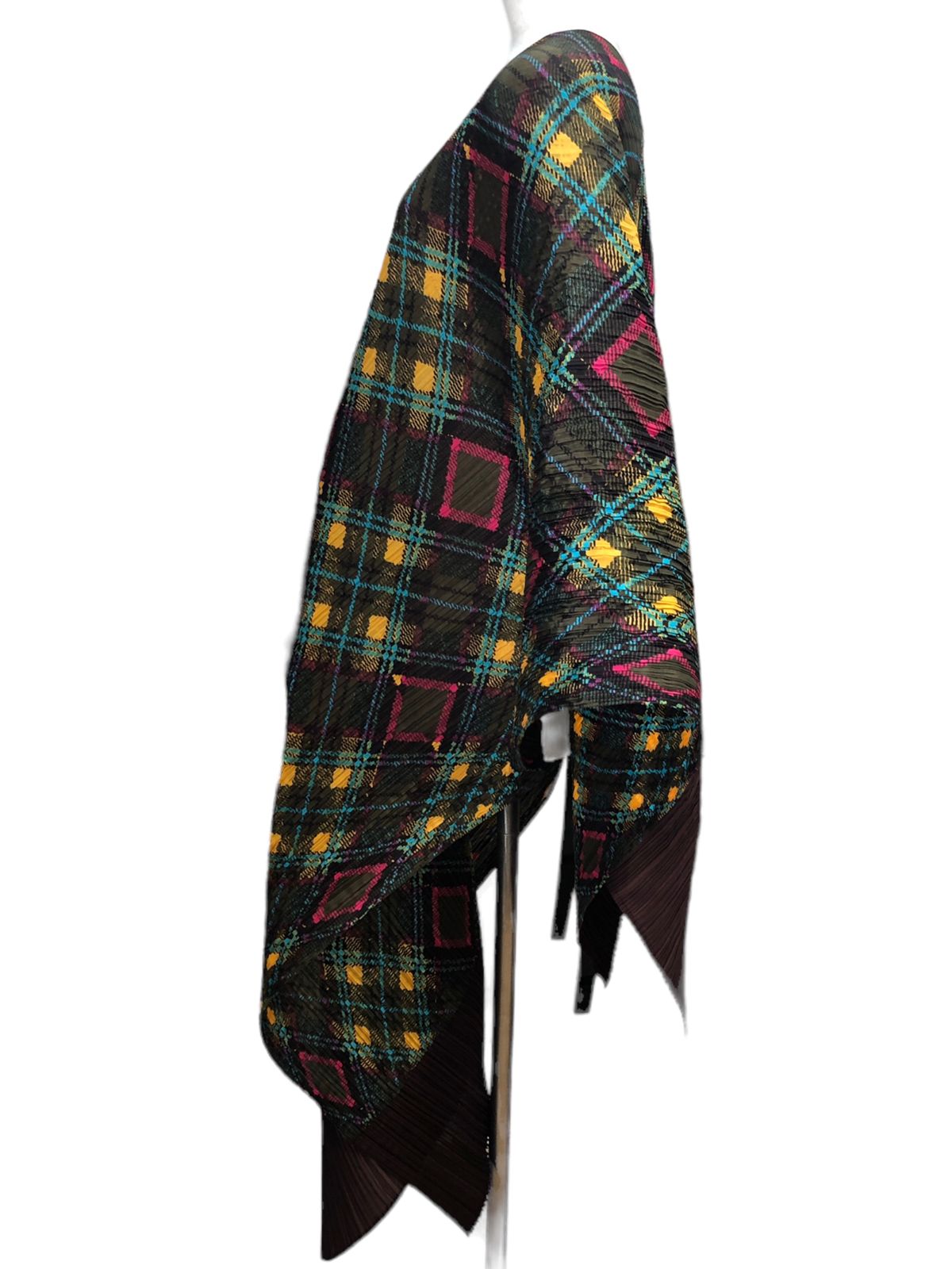 イッセイミヤケ　プリーツプリーズ　ポンチョ PLEATS PLEASE ISSEY MIYAKE プリーツプリーズ イッセイミヤケ 11SS