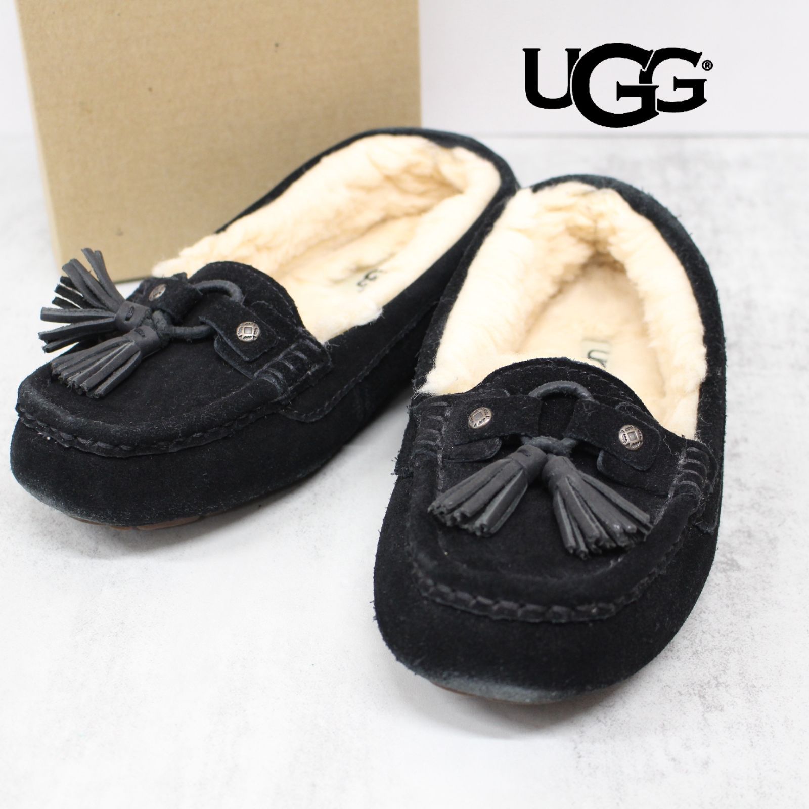 UGG ローファーシューズ