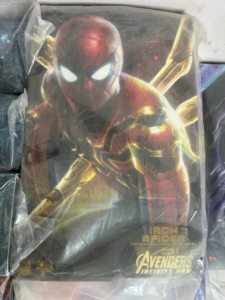 未開封!! ホットトイズ アイアン・スパイダー インフィニティ・ウォー ホットトイズ インフィニティ・ウォー アイアン・スパイダー 開封済み