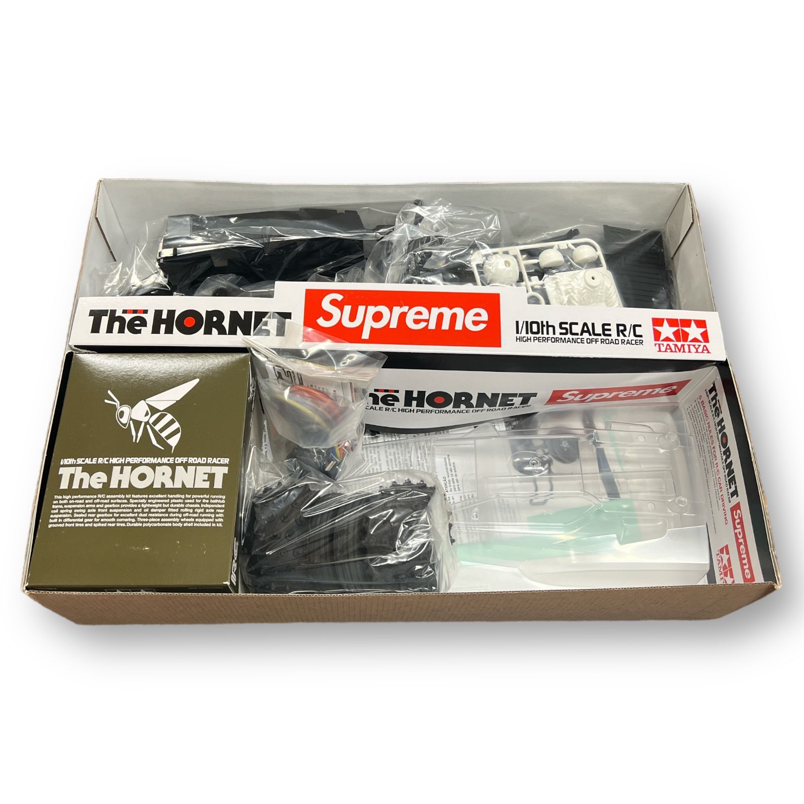 新品 SUPREME 18AW Tamiya Hornet RC Car ラジコン シュプリーム 新品 SUPREME 18AW Tamiya Hornet RC Car ラジコン シュプリーム