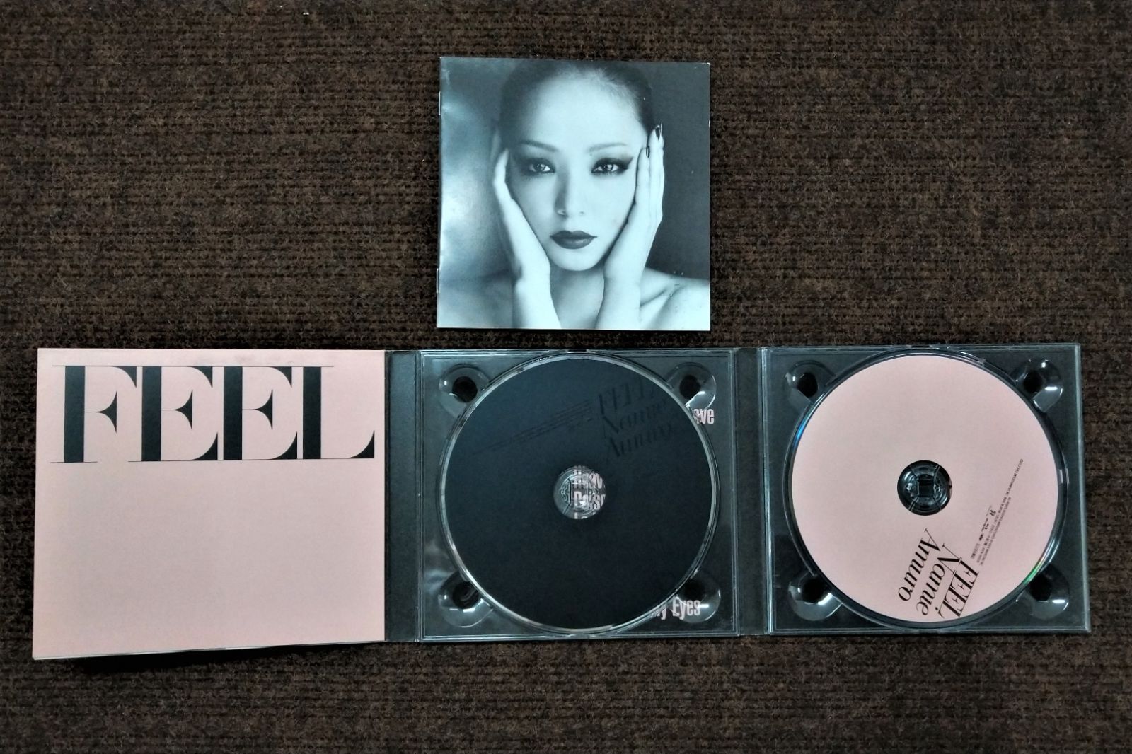 安室奈美恵 FEEL CD+Blu-Ray 初回限定版 - メルカリ