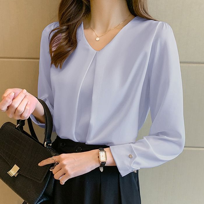 Tシャツ レディース 長袖 カットソー ブラウス ゆる 着痩せ 体型カバー ス カジュアル 春服 楽天市場】tシャツ レディース 長袖 40代 春秋 トップス 無地T