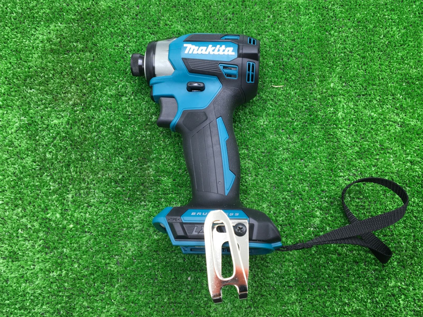 未使用】☆[本体のみ]Makita/マキタ 18v充電式インパクトドライバ 
