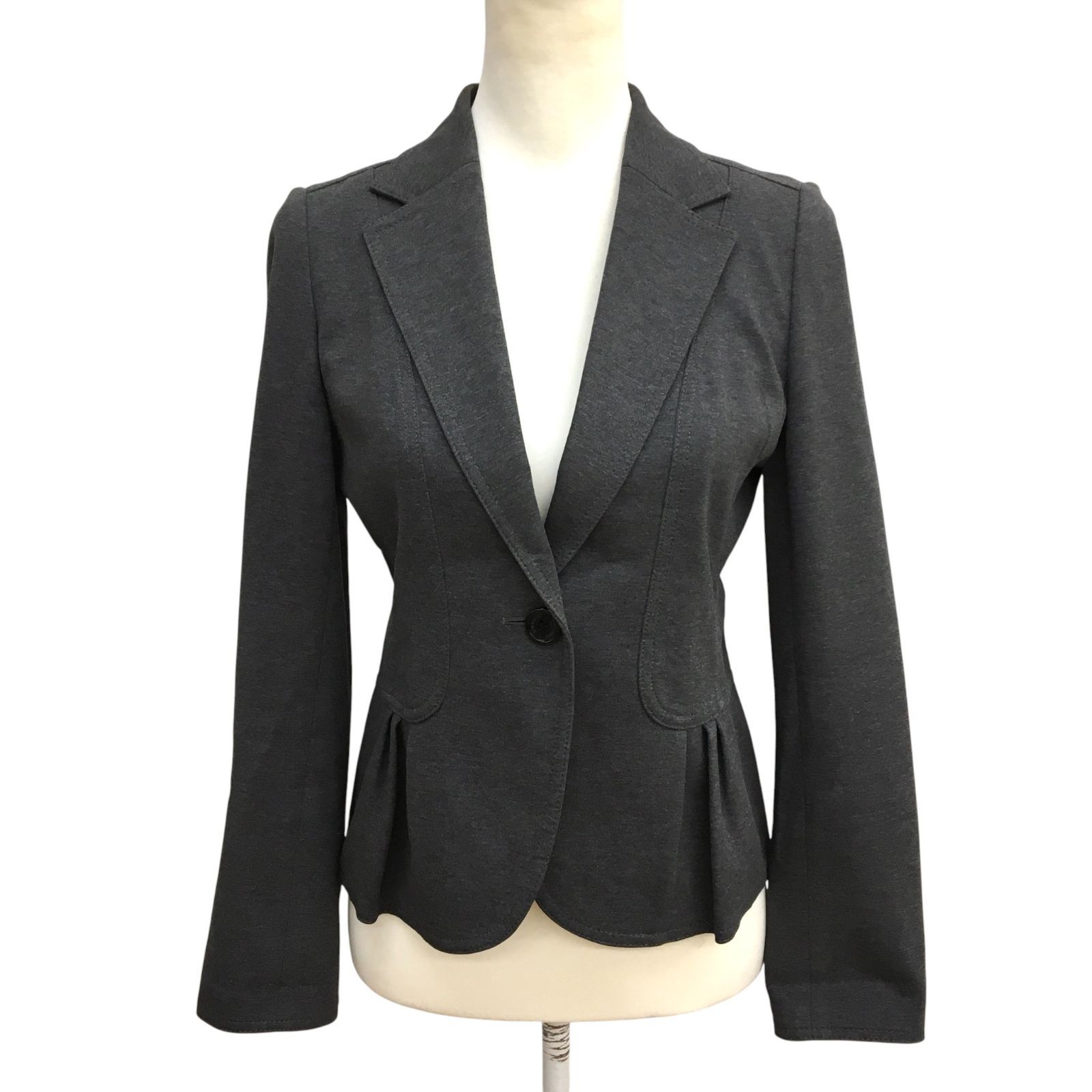 Z1557 バーバリー BURBERRY レディース テーラードジャケット 1つ