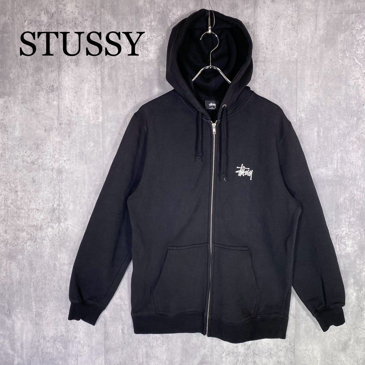 STUSSY』ステューシー (M) バックロゴジップパーカー - メルカリ