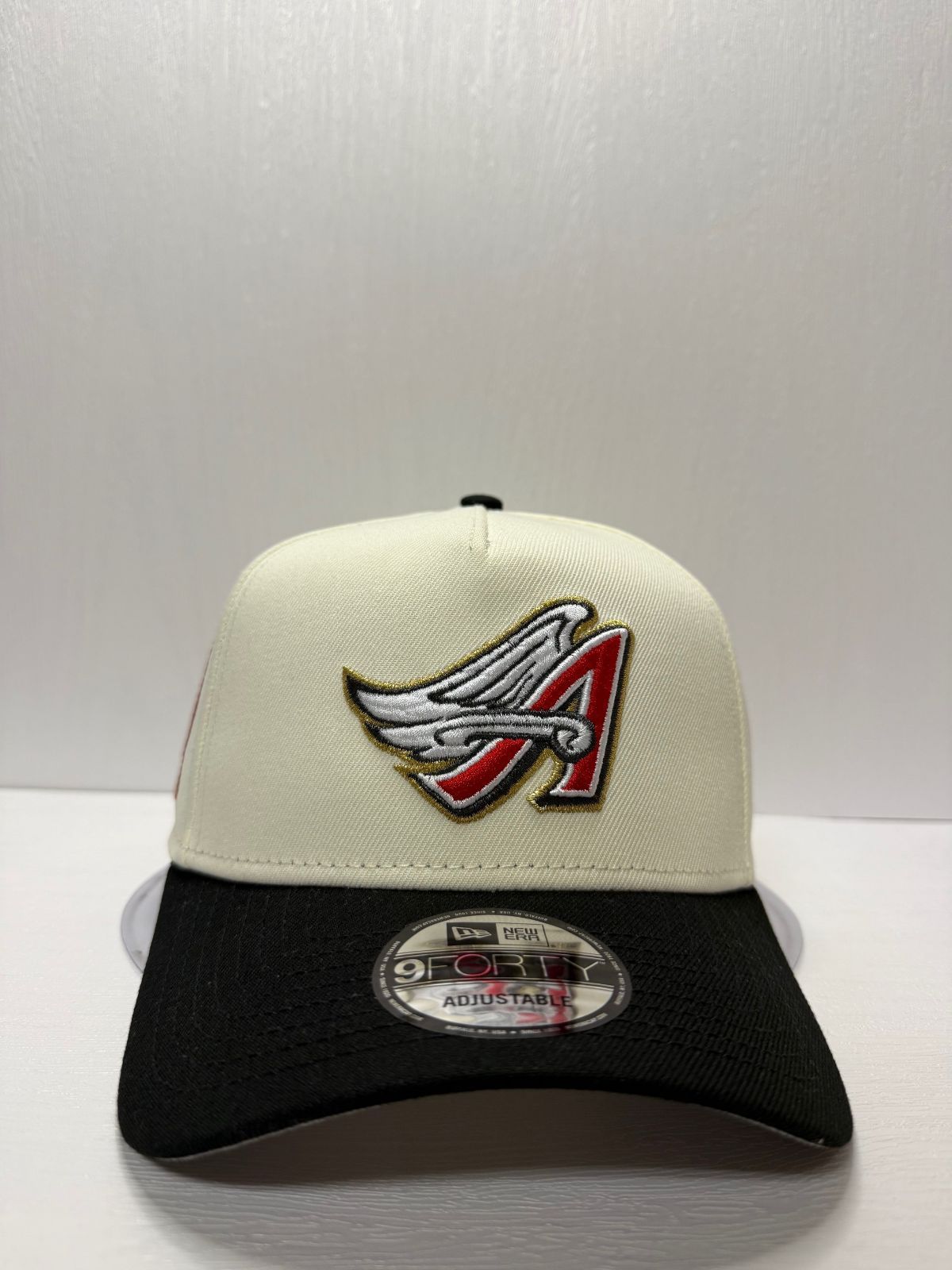 Newera ロサンゼルスエンゼルス 50thアニバーサリー 9forty A-FRAME スナップバックキャップ ツートンカラー