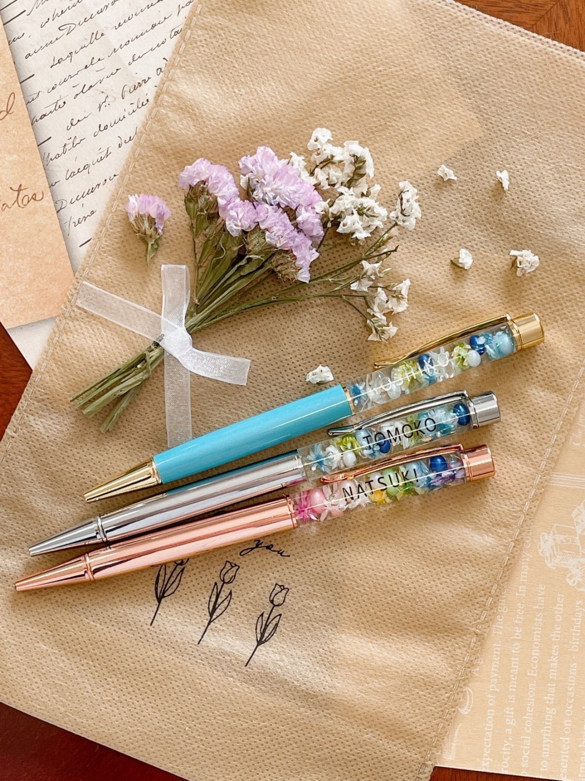 ハーバリウムボールペン꙳☆*ﾟ替芯2本付 名前入り可 プレゼントに 