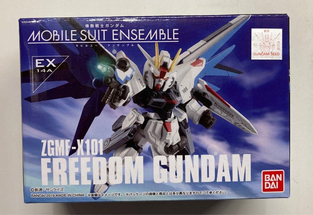 フリーダムガンダム 
CONCEPT 2  SPARKLE バンダイ MOBILE SUIT ENSEMBLE 機動戦士ガンダムSEED