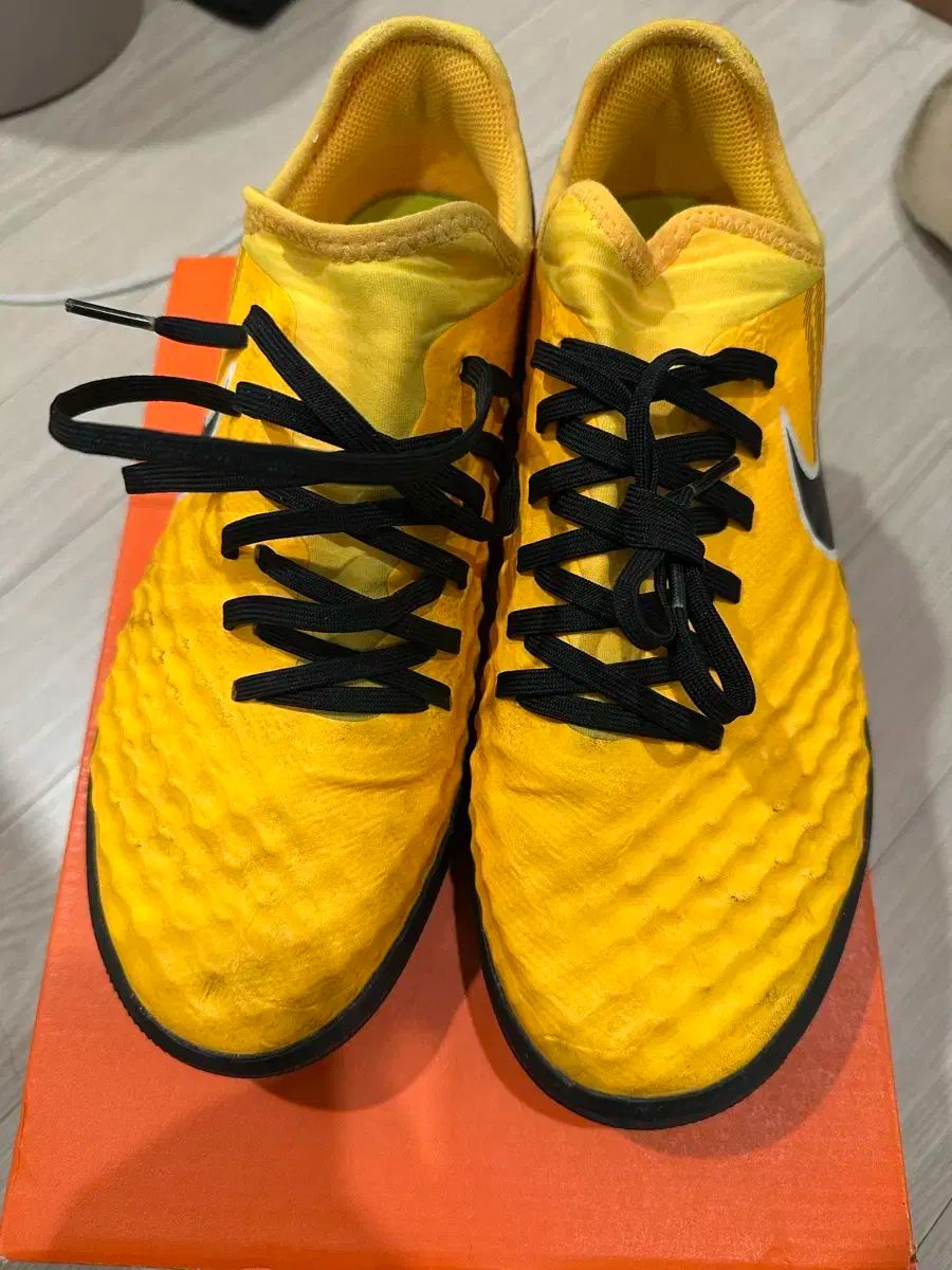 NIKE ナイキ マジスタ フィナーレ 2 TF 265