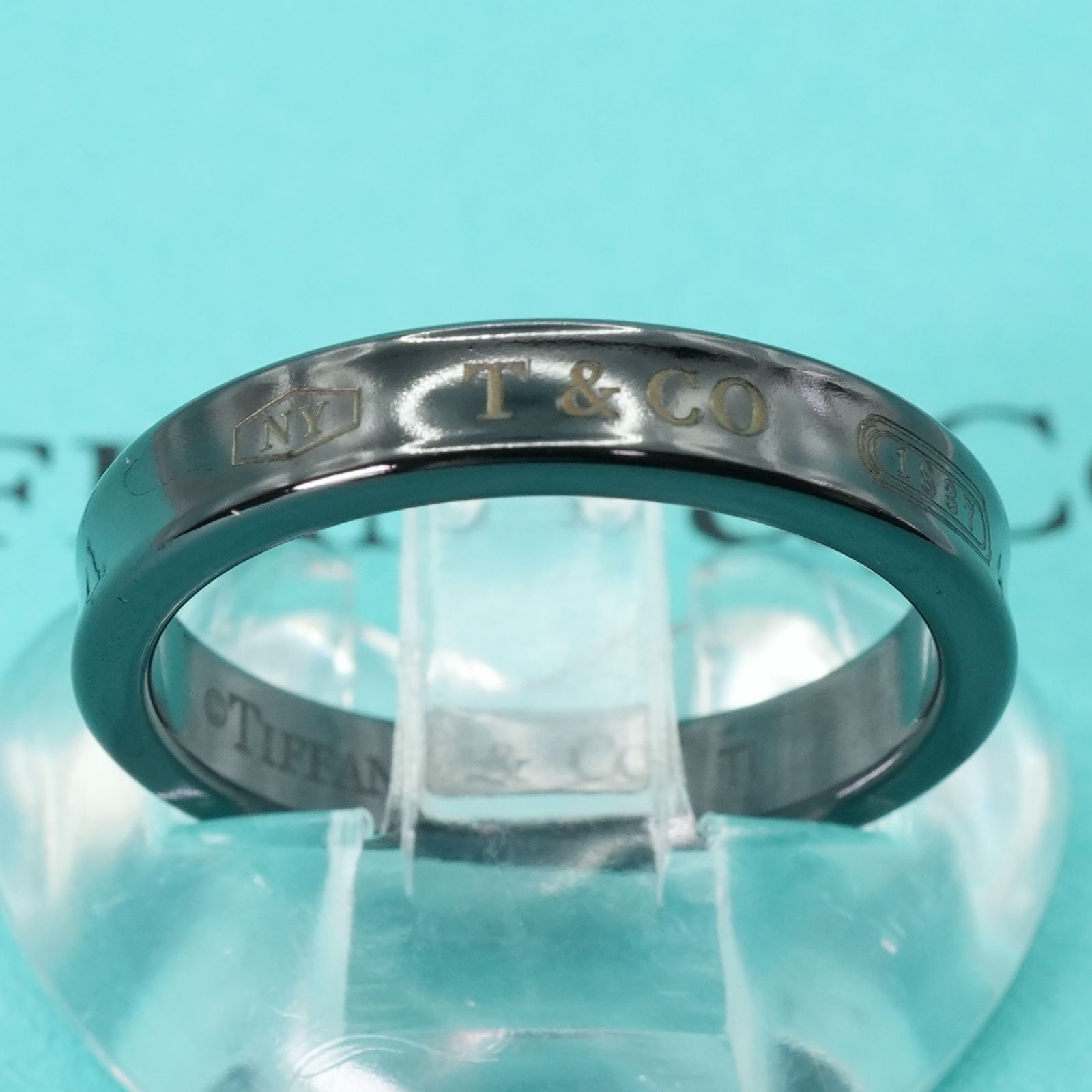 美品19号 ティファニー 1837ナロー ブラック チタン リング/25