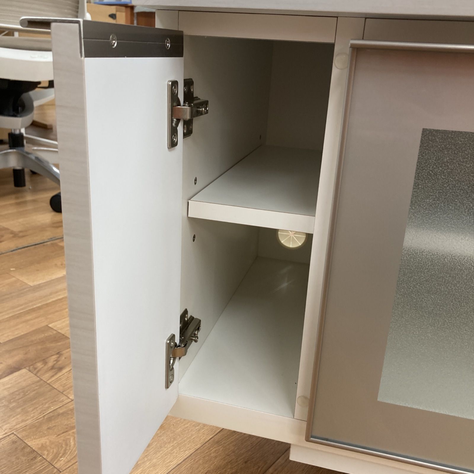 ローボード ポスティア