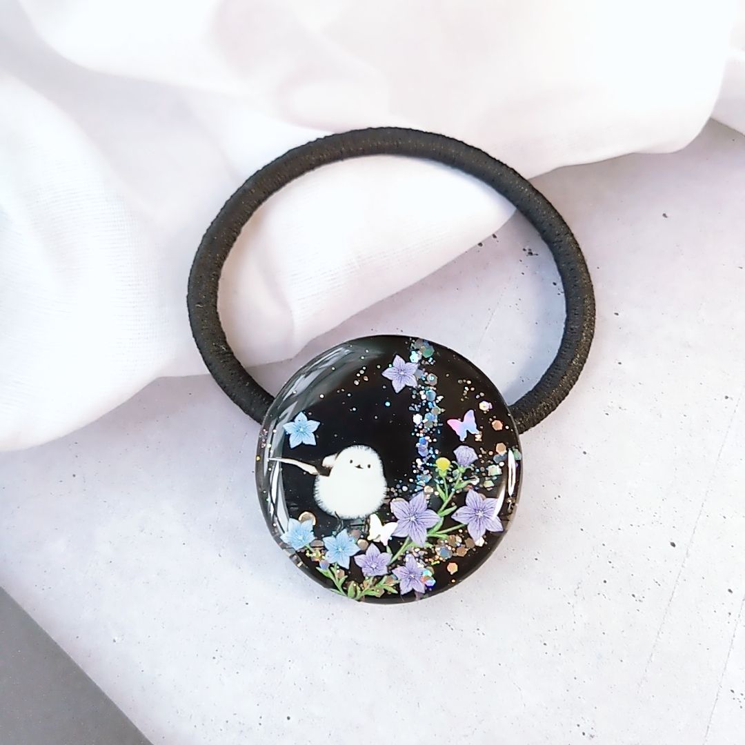 【ヘアゴム】レジン　桔梗 ヘアゴム】レジン 桔梗 桔梗(ききょう)のヘアゴム[紺] ヘアゴム nature