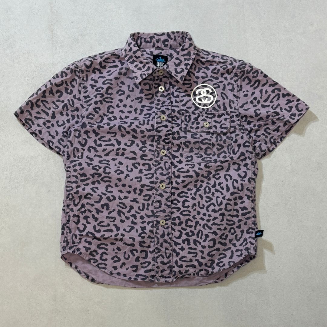 【赤字超特価，高品質】 【130cm】stussy leopard S/S Shirt / ステューシー　レオパード　半袖シャツ　紫　ヒョウ柄 半袖シャツ・ブラウス