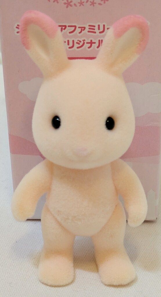 レア エポック社 シルバニアファミリー シルバニアファミリークラブオリジナル ももいろウサギの女の子 入会記念品