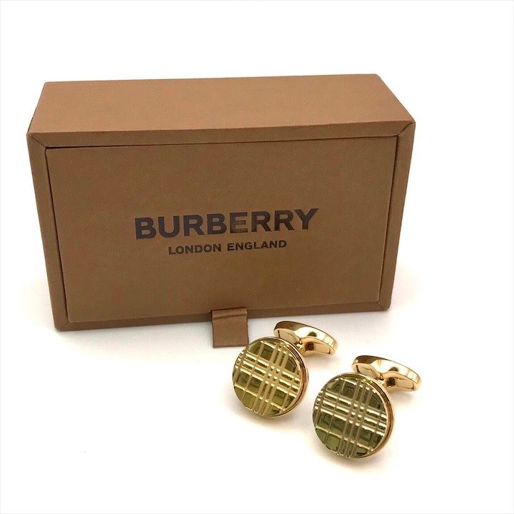 新品未使用 Burberry バーバリー ゴールド カフス ボタン 服飾小物 ビジネス 紳士 ファッション 小物 メンズ ケース付き r62