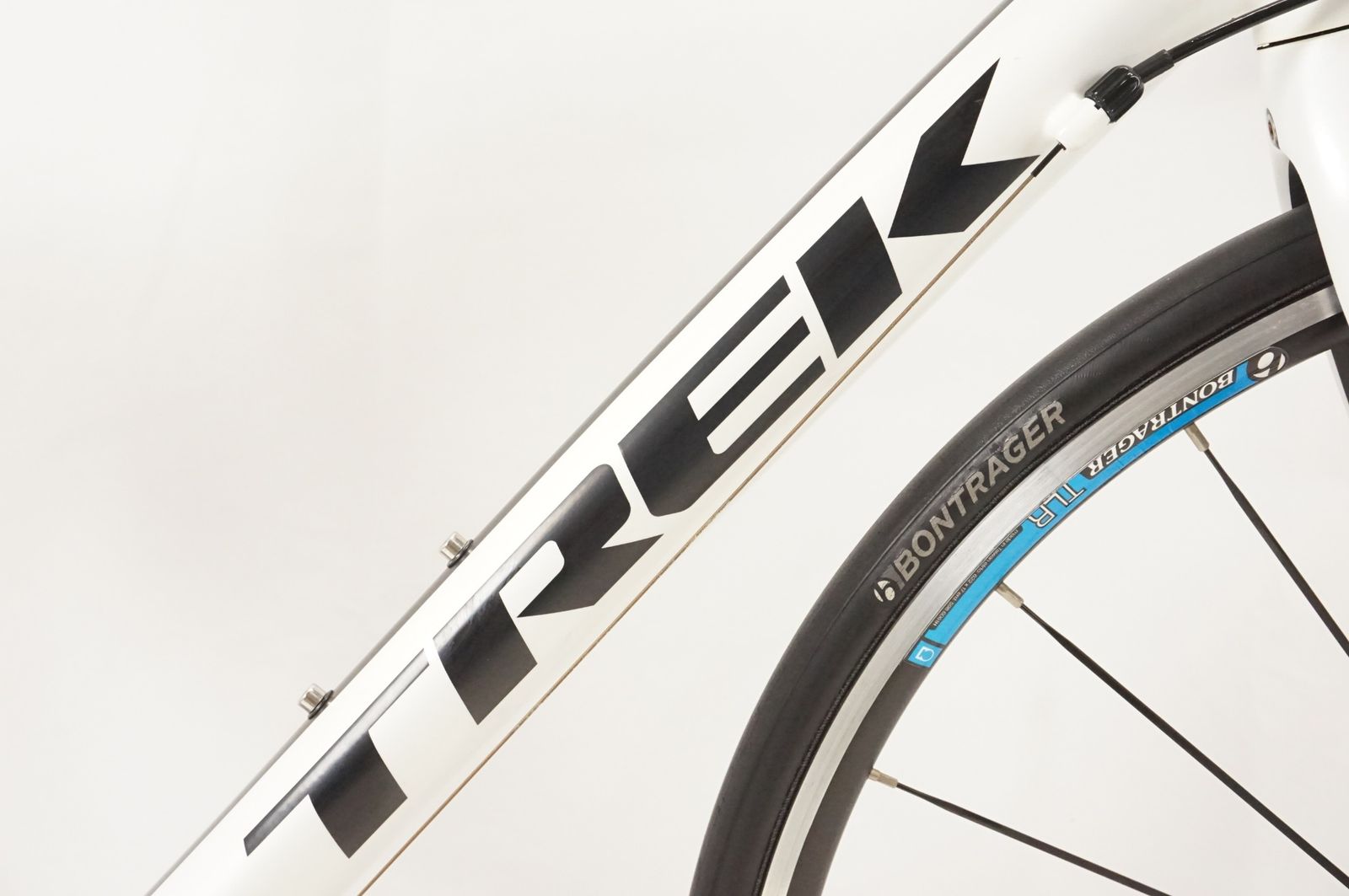 TREK 「トレック」 DOMANE 2.3 2015年モデル ロードバイク