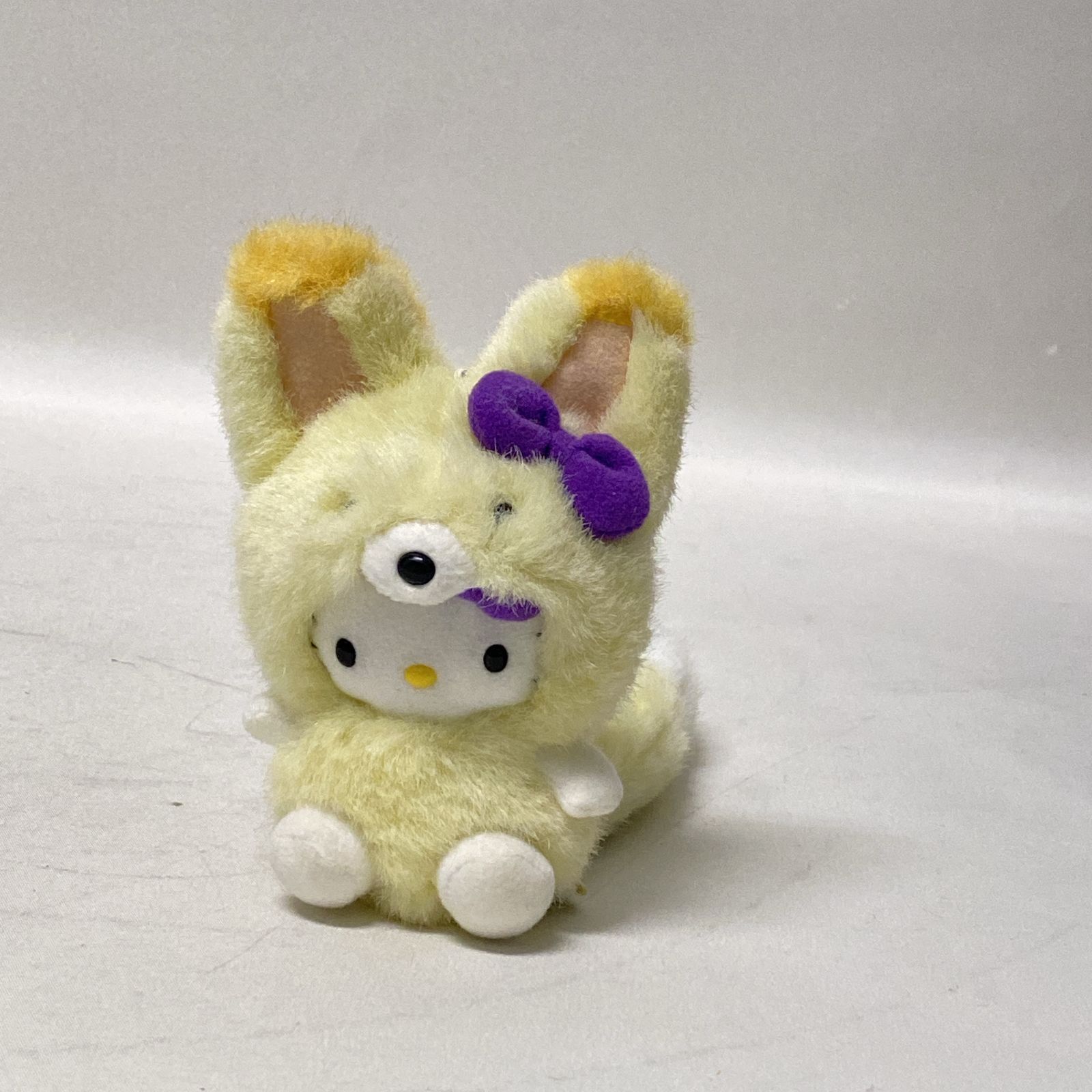 ハローキティ　ご当地キティ　北海道限定　ラベンダー　キタキツネ　2004年 ご当地キティ 北海道限定ラベンダー キタキツネ キティちゃん 美品 ご