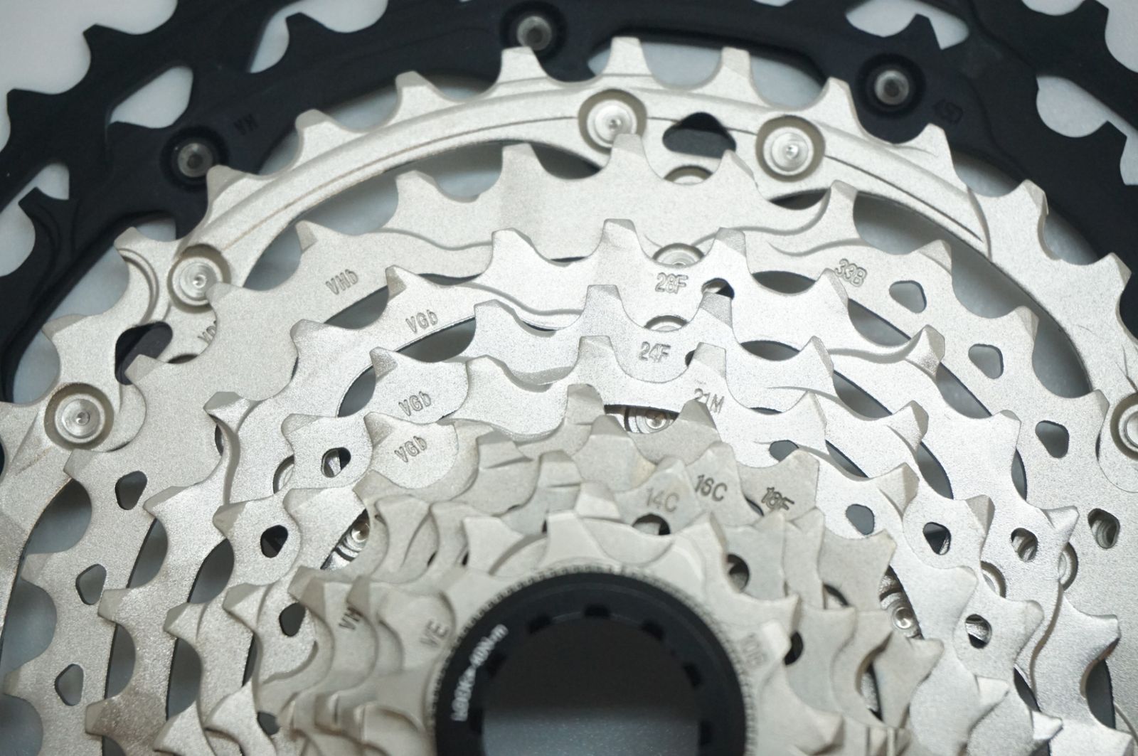 シマノ(SHIMANO) CS-M8100 12S 10-51T 024681483951 シマノ カセットスプロケット CS-M8100 12S 10-51T シマノ XT CS-M8100