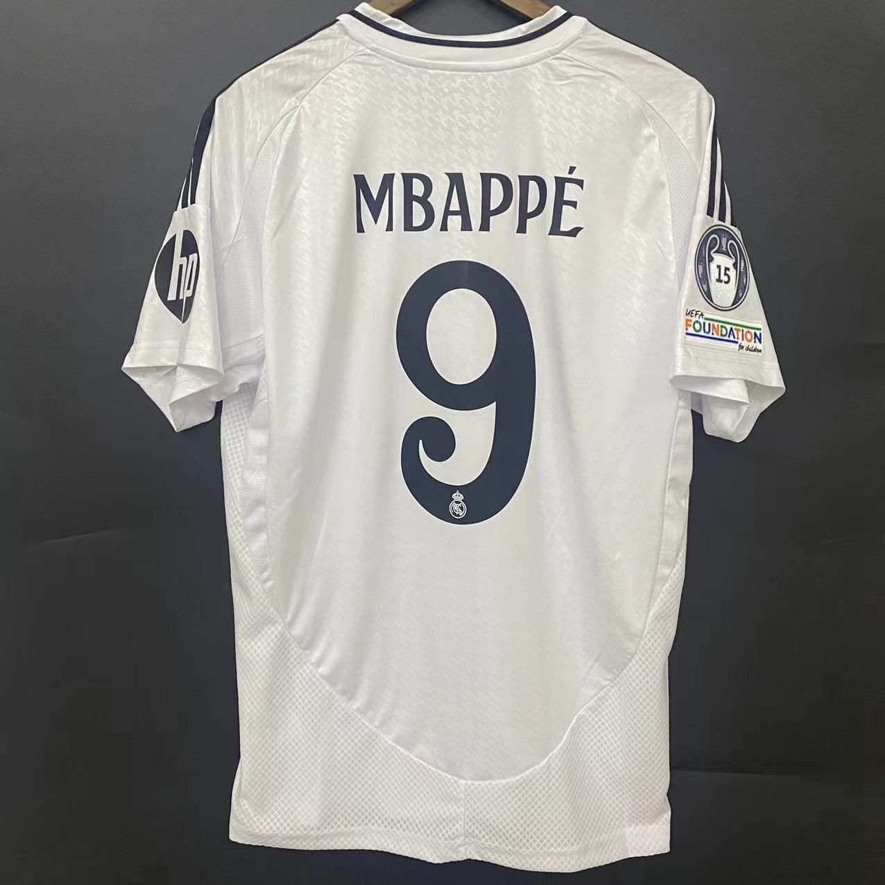 レアル・マドリード MBAPPÉ 9番 シャツ Lサイズ レアル・マドリード MBAPPÉ 9番 シャツ Lサイズ