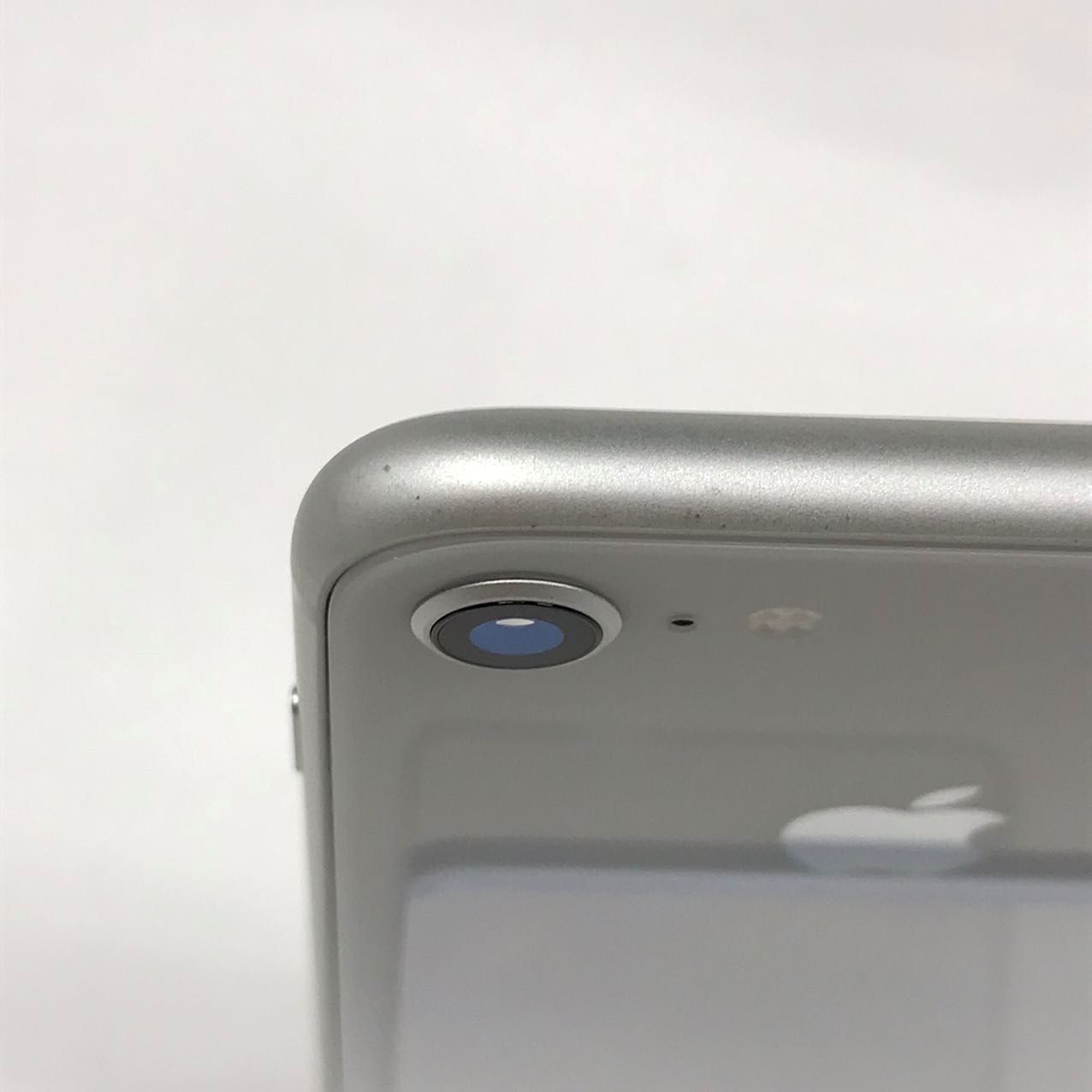 iPhone 8 64GB シルバー Bランク 美品 SIMフリー Apple 1074