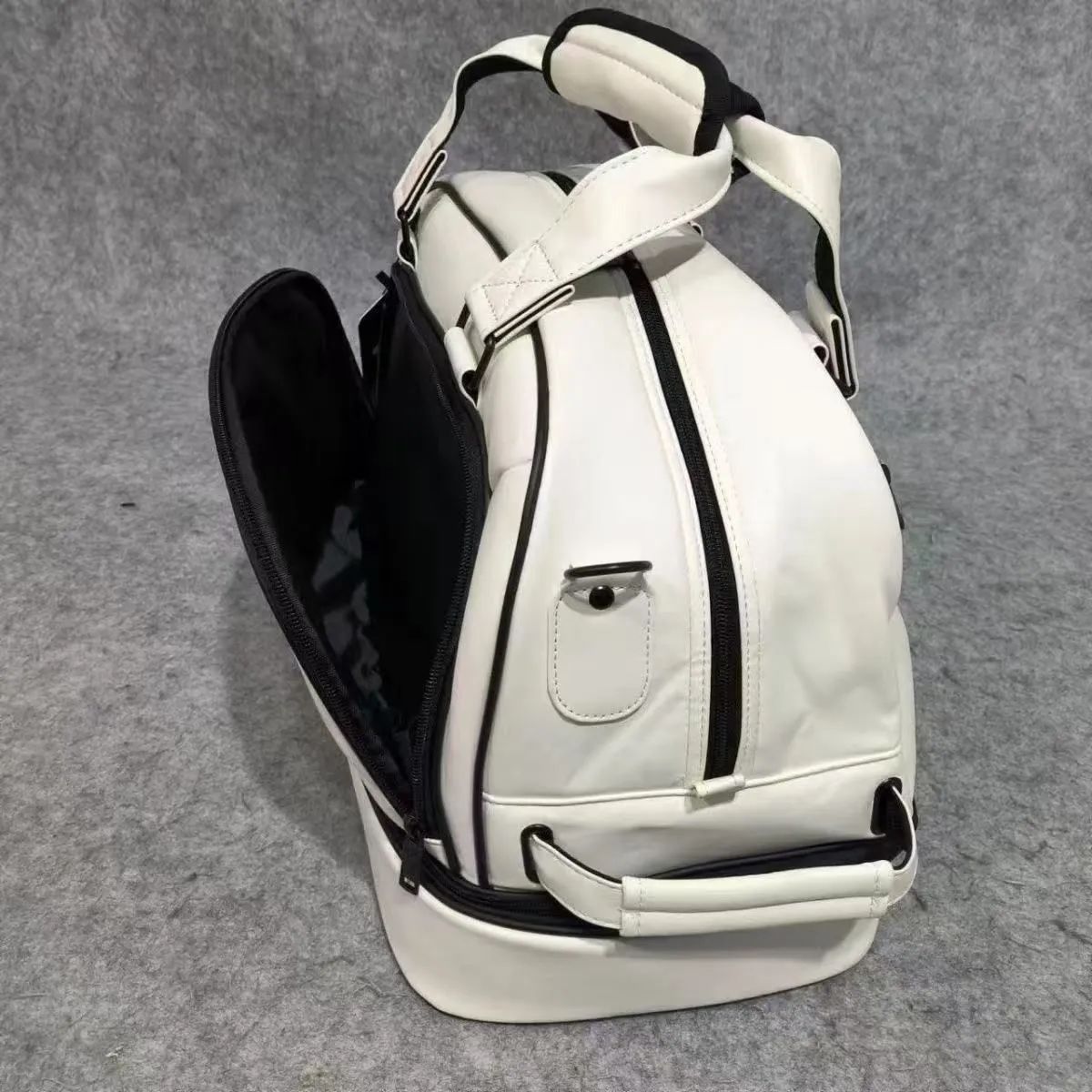 PXG ゴルフ ボストンバッグ 即購入OK！ 新品 PXG GOLF ピーエックスジー ゴルフ ボストンバッグ 旅行用