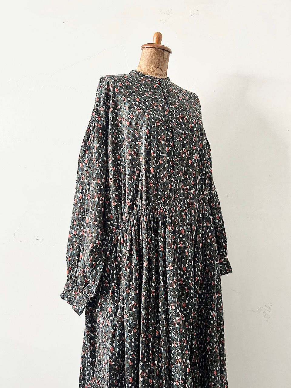 VINTAGE FLOWER