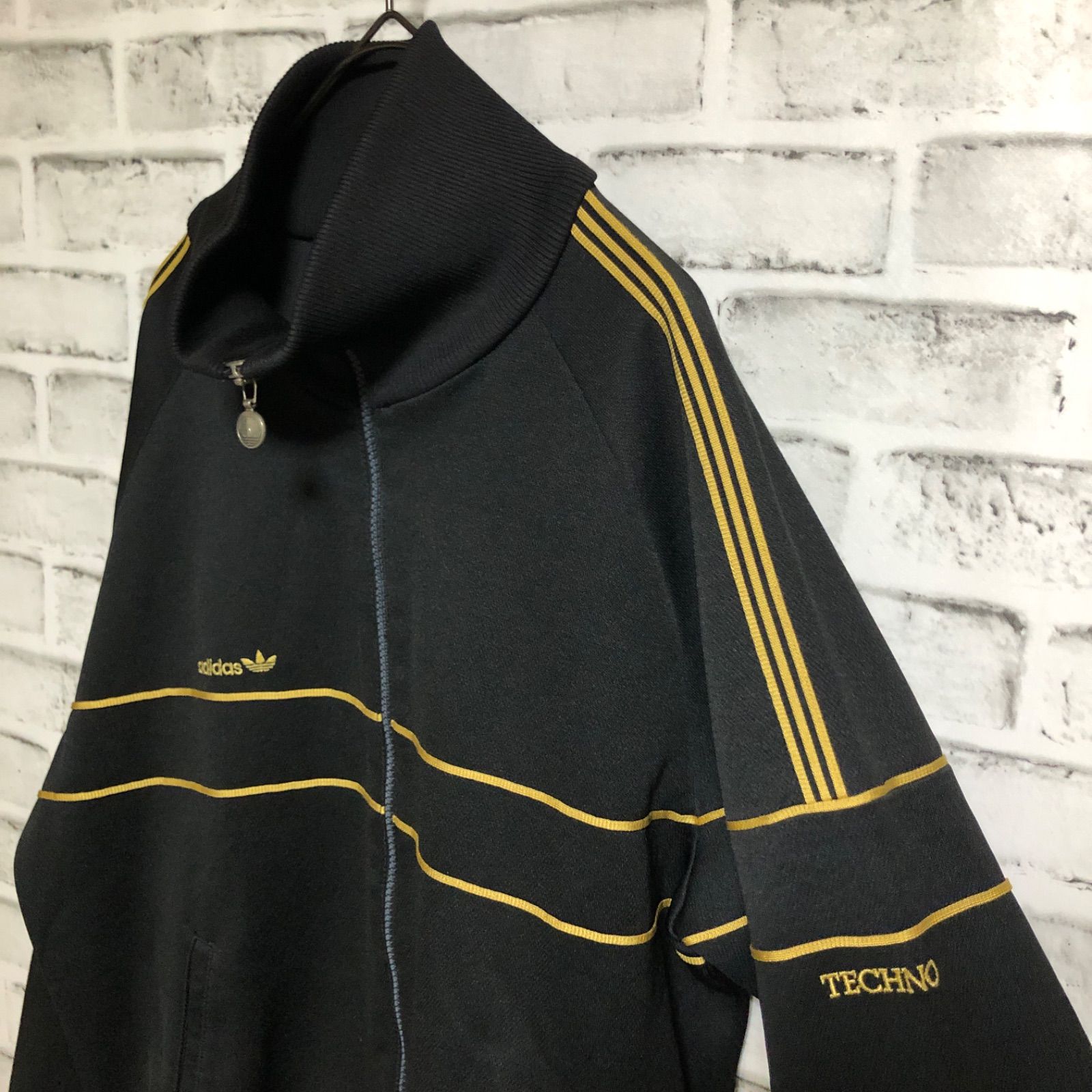 古着 アディダス adidas トラックジャケット ジャージ 刺繍ロゴ 黒×金 70s⭐️adidas トラックジャケット/ジャージ L 刺繍トレファイル